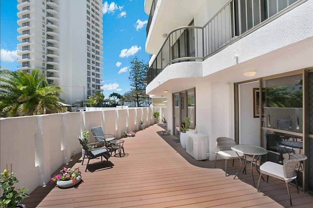 Ocean Royale Aparthotel Gold Coast Exterior photo